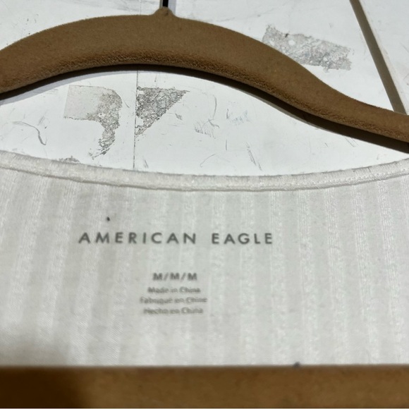 American Eagle Ribbed Short Sleeve Tee Button White Size Medium - Picture 4 of 4
